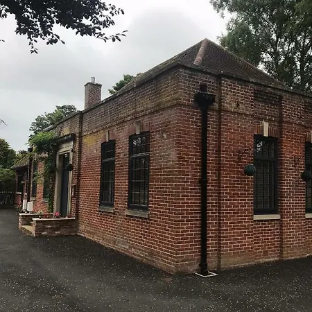The Old Council Offices * Scalby (North Yorkshire)